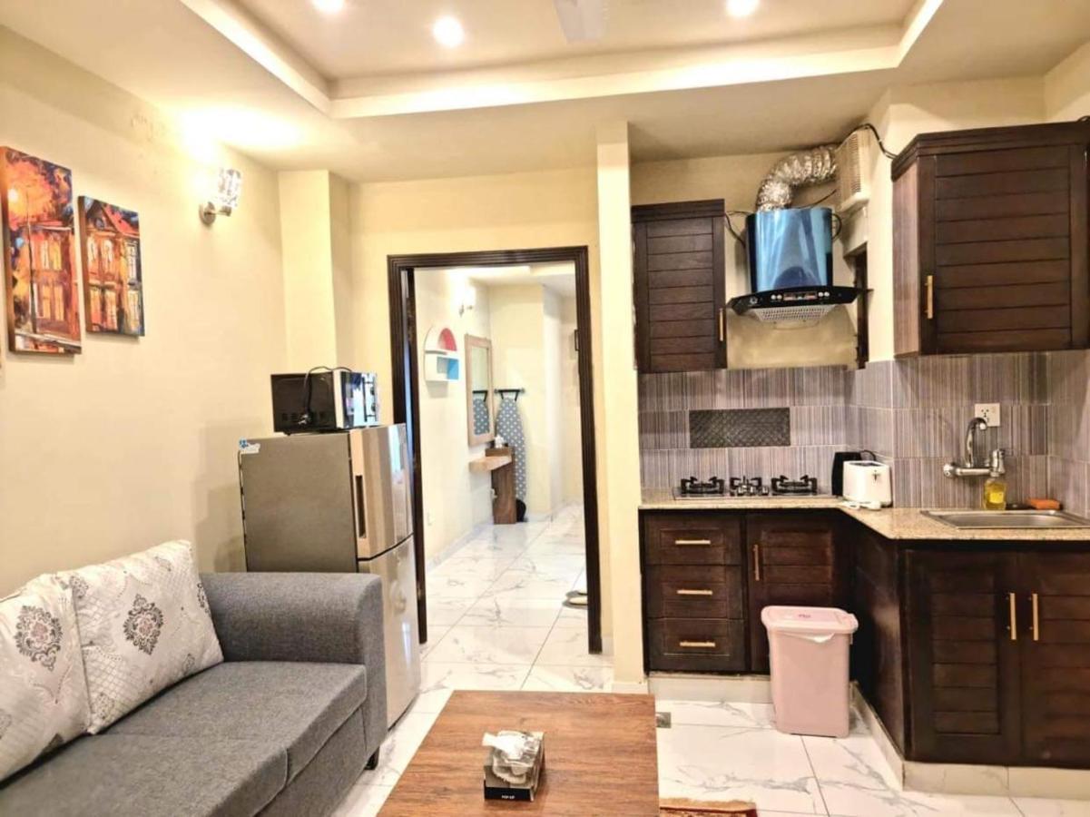 Comfortable & Lovely 1 Bed Apt In Bahria Town Rawalpindi Buitenkant foto